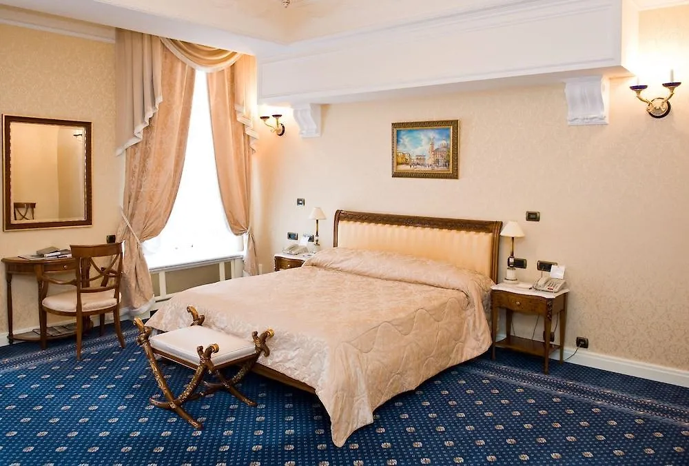 Taleon Imperial Hotel San Petersburgo 5*,  Rusia